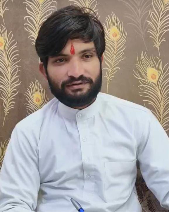 Astrologer Rahul Parashar